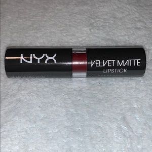 NYX Velvet Matte Lipstick